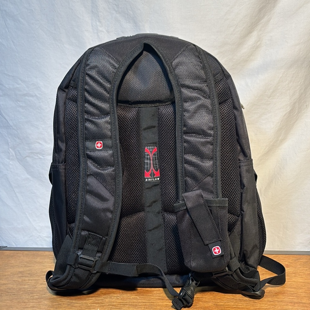 Wenger Backpack - Picture 3 of 13